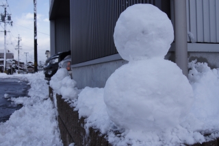 雪ダルマン